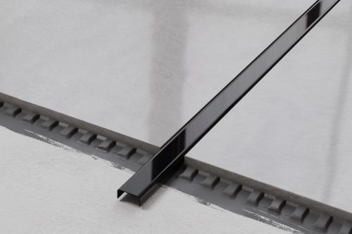 LAMBRO - C profil - Fényes Fekete - 20mm széles rozsdamentes acél dekorcsík profil